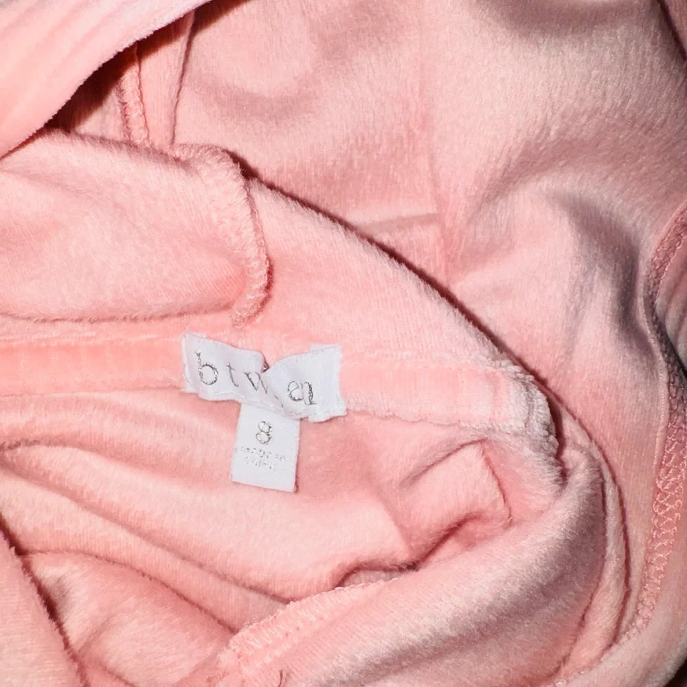 Btween girls size 8 Pink Velour soft hooded top and flare pants 2-set - Picture 6 of 6
